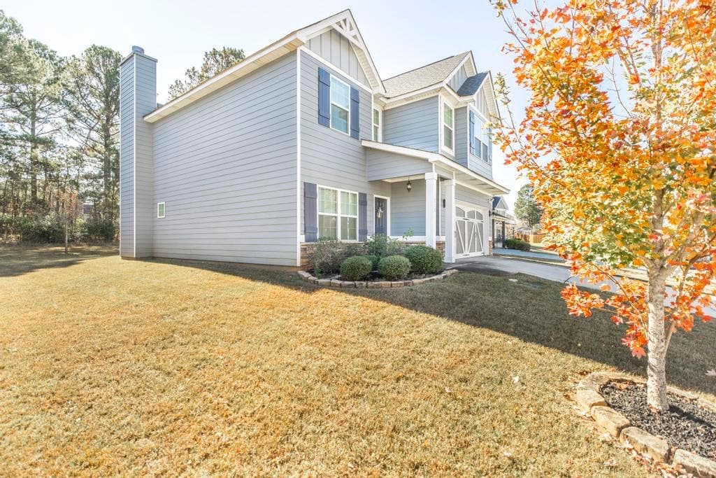 4 bedroom, 3 bathroom, 2,479 sq ft single family residence for sale at 215 Golden Rod Trail, Perry, GA 31069 — photo 4