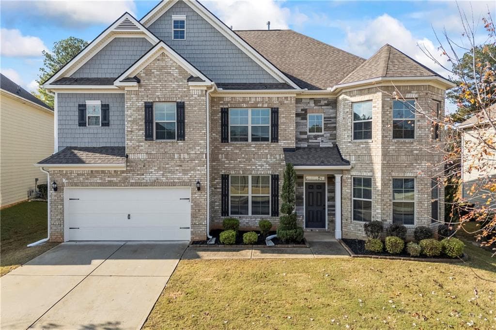 6 bedroom, 4 bathroom, 4,730 sq ft single family residence under contract at 30 Fanleaf Drive, Fairburn, GA 30213
