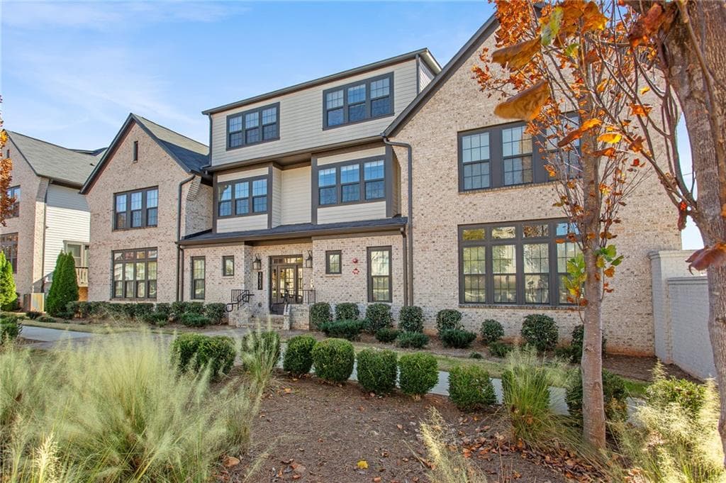 3933 Danube Lane 222, Atlanta, GA 30339 — most recent listing photo
