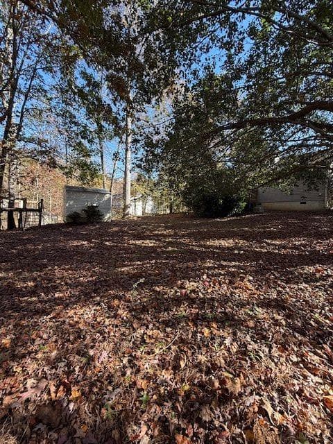 3 bedroom, 2 bathroom, 1,144 sq ft single family residence for sale at 525 DAVIS MILL Drive, Dallas, GA 30157 — photo 3