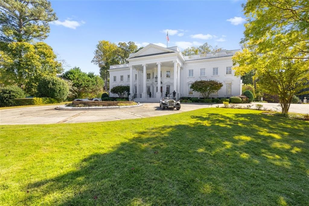 6 bedroom, 11 bathroom, 16,500 sq ft single family residence for sale at 3687 Briarcliff Road, Atlanta, GA 30345 — photo 4