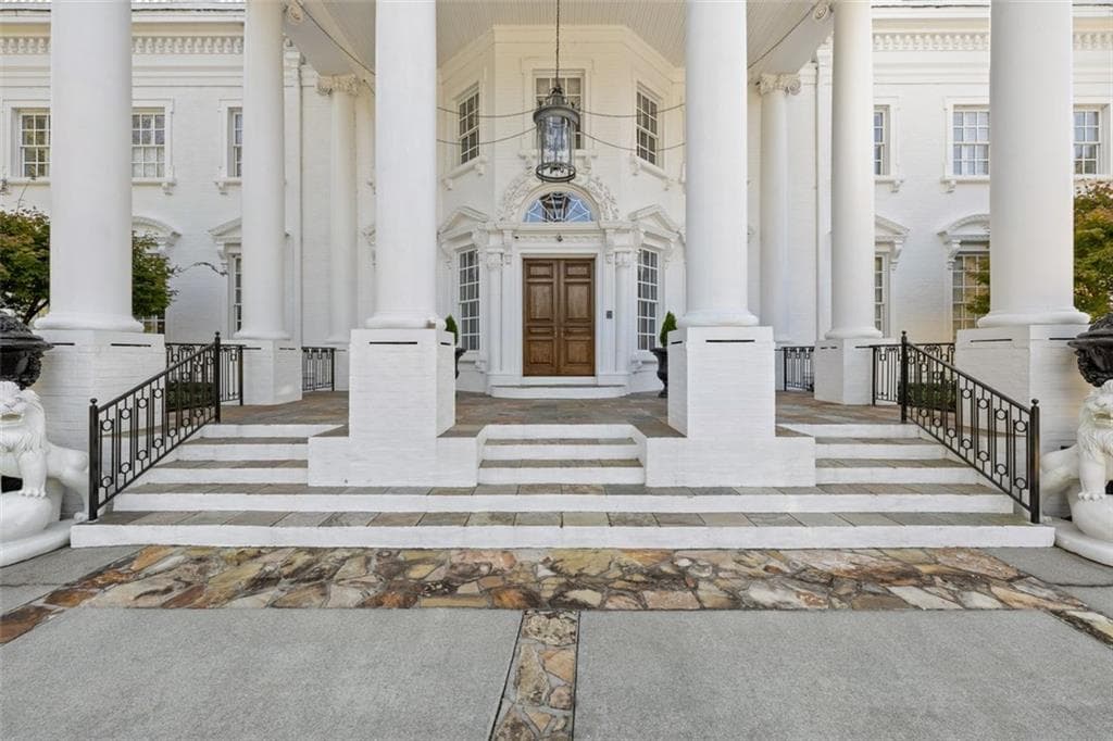 6 bedroom, 11 bathroom, 16,500 sq ft single family residence for sale at 3687 Briarcliff Road, Atlanta, GA 30345 — photo 10