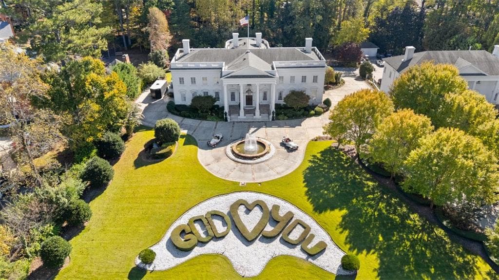 6 bedroom, 11 bathroom, 16,500 sq ft single family residence for sale at 3687 Briarcliff Road, Atlanta, GA 30345 — photo 5