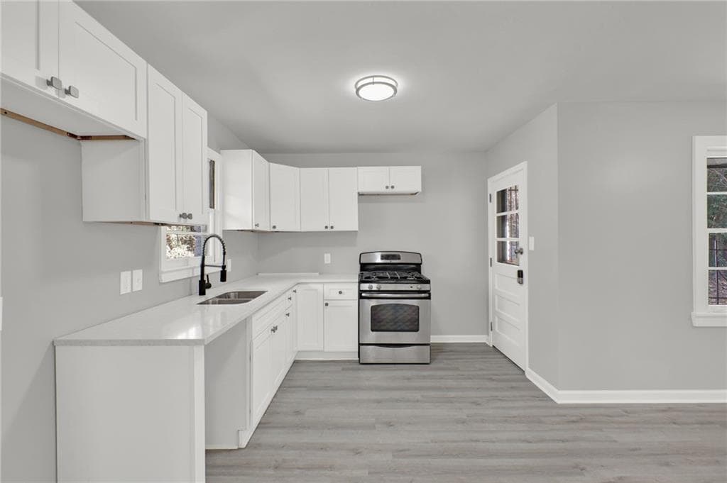 3 bedroom, 2 bathroom, 1,500 sq ft single family residence for sale at 1944 Wells Drive, Atlanta, GA 30311 — photo 9