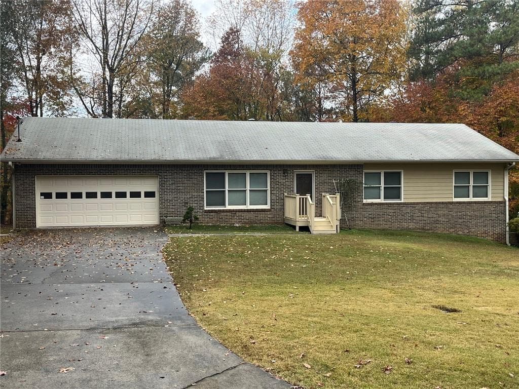 5052 Glaze Drive, Dunwoody, GA 30360 — most recent listing photo