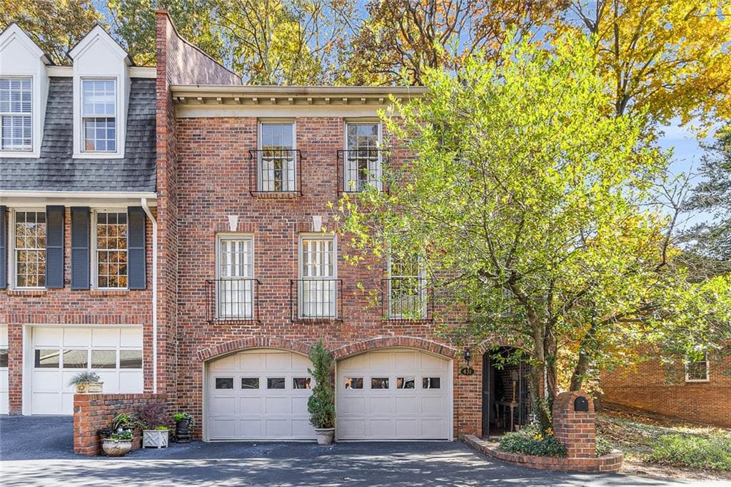 431 The North Chace, Atlanta, GA 30328 — most recent listing photo