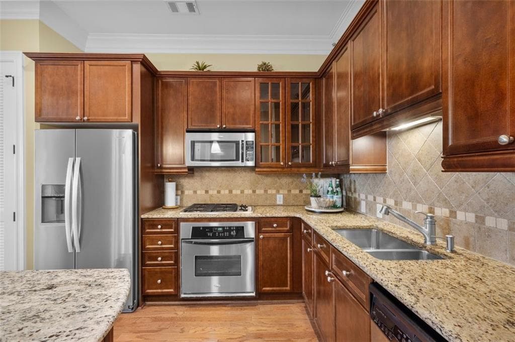 3 bedroom, 3 bathroom, 1,714 sq ft condominium for sale at 3635 E Paces Circle 1103, Atlanta, GA 30326 — photo 10