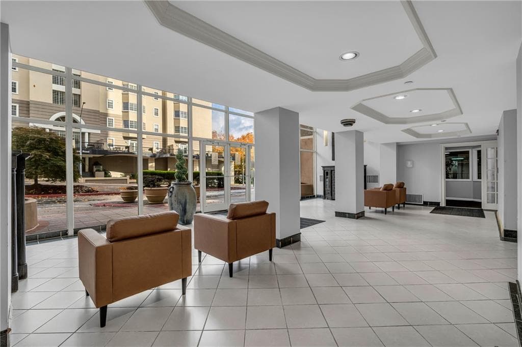 1 bedroom, 1 bathroom, 837 sq ft condominium for sale at 2479 Peachtree Road 506, Atlanta, GA 30305 — photo 6