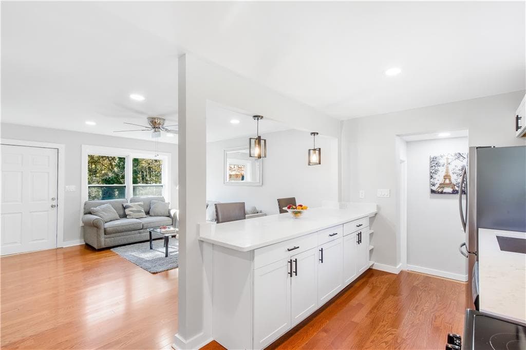 4 bedroom, 3 bathroom, 1,375 sq ft single family residence for sale at 1934 Apache Trail, Atlanta, GA 30316 — photo 8