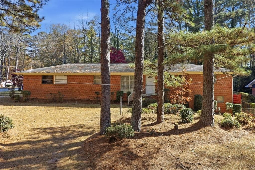 3 bedroom, 2 bathroom, 1,320 sq ft single family residence sold at 448 THACKERY, Atlanta, GA 30311