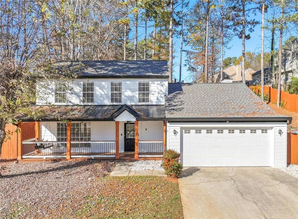 3 bedroom, 3 bathroom, 1,648 sq ft single family residence sold at 2000 Surrey Hill Circle, Lawrenceville, GA 30044