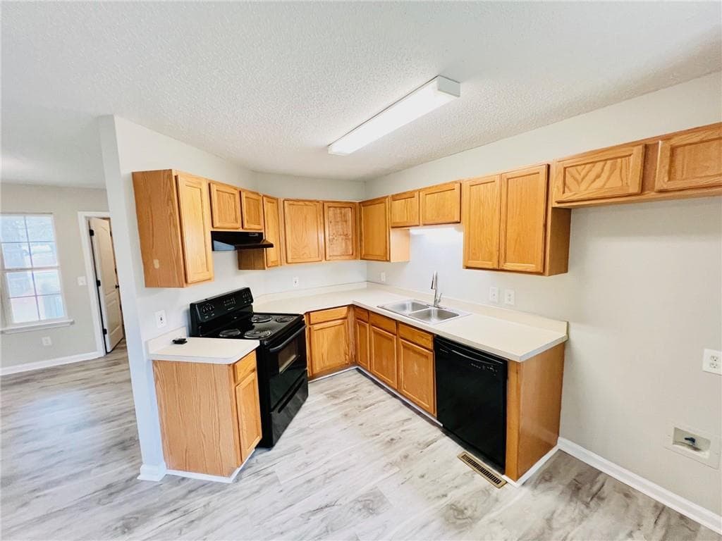 3 bedroom, 2 bathroom, 1,132 sq ft single family residence for sale at 58 Kingston Pointe, Kingston, GA 30145 — photo 4