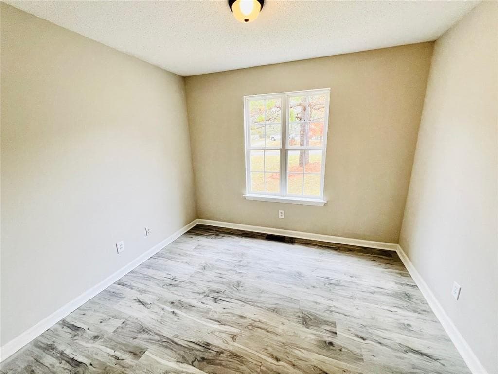 3 bedroom, 2 bathroom, 1,132 sq ft single family residence for sale at 58 Kingston Pointe, Kingston, GA 30145 — photo 8