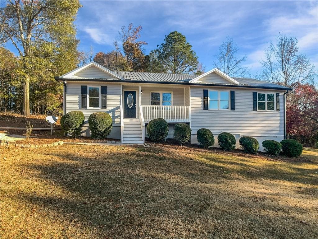 4 bedroom, 2 bathroom, 1,627 sq ft single family residence sold at 25 Rose Hill Lane, Athens, GA 30601