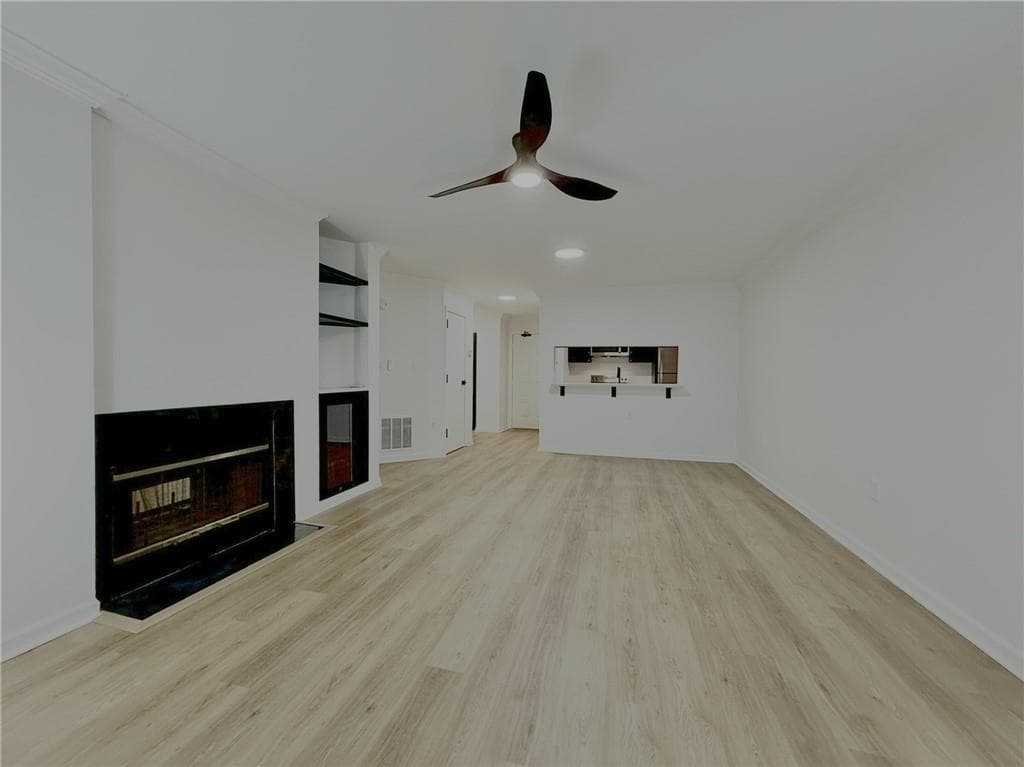 1 bedroom, 1 bathroom, 696 sq ft condominium sold at 3655 Habersham Road #A212, Atlanta, GA 30305