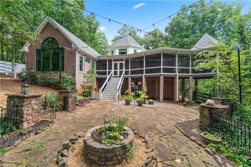 3978 Devonshire Drive, Marietta, GA 30066 — most recent listing photo