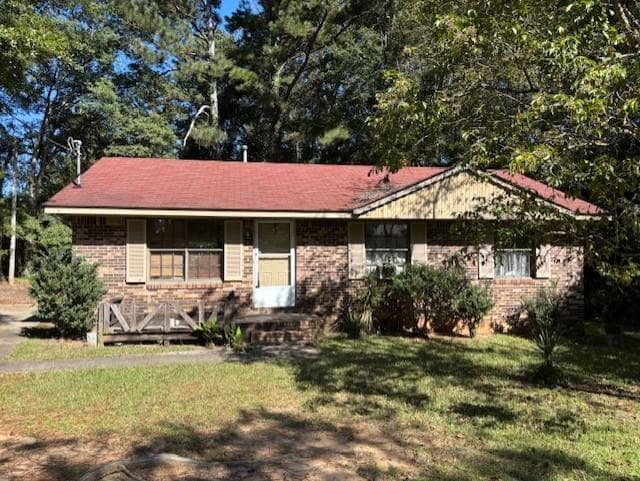 3 bedroom, 1 bathroom, 1,065 sq ft single family residence under contract at 1061 Porter Drive, Elberton, GA 30635