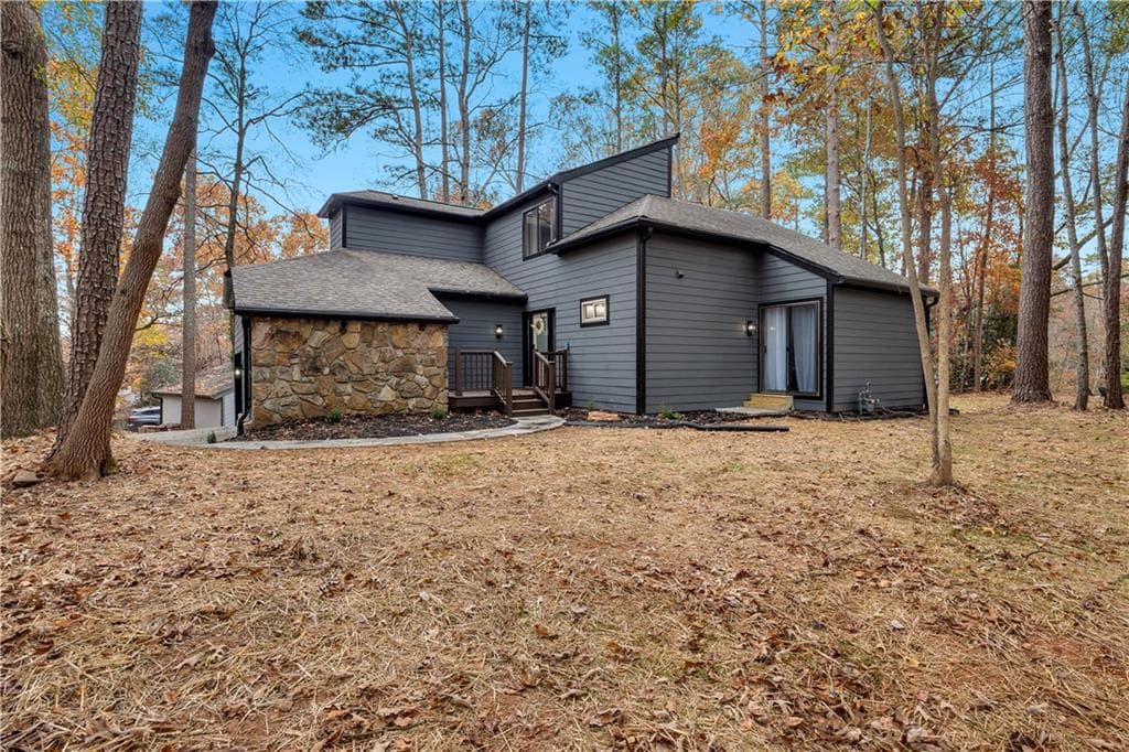 4300 Inverness Court, Roswell, GA 30075 — most recent listing photo