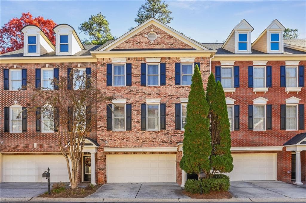 4 bedroom, 4 bathroom, 3,245 sq ft townhouse for sale at 520 Vinings Estates Drive B04, Mableton, GA 30126 — photo 2