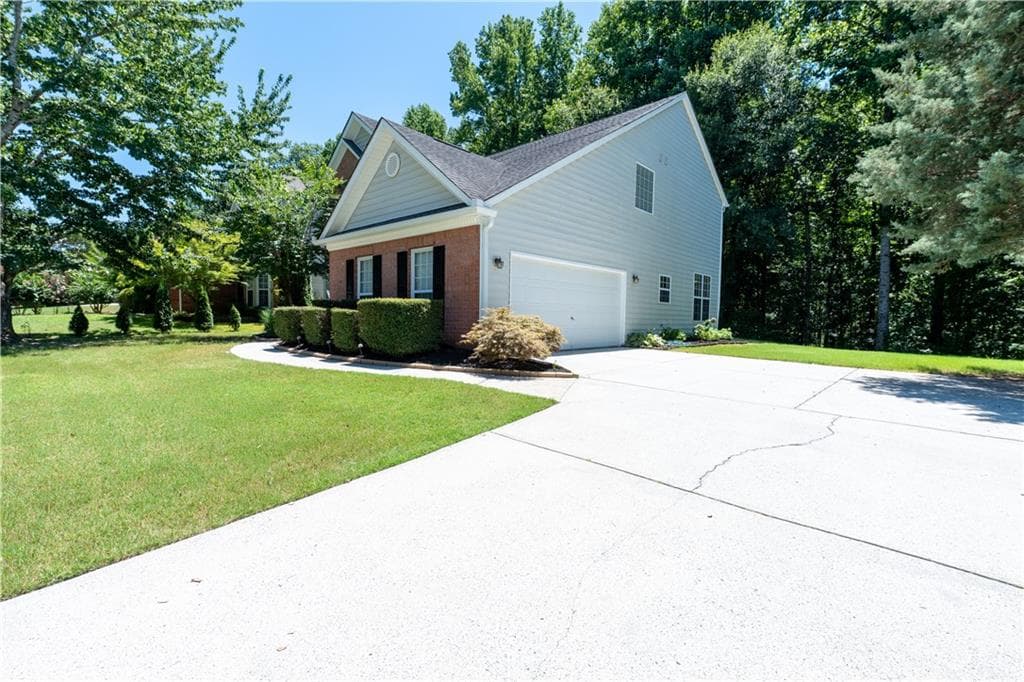 2238 Saint Albans Place, Buford, GA 30519 — most recent listing photo