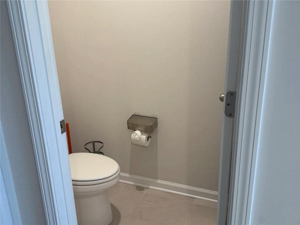 3 bedroom, 3 bathroom townhouse for rent at 1177 Sunny Lake Drive, Lawrenceville, GA 30043 for $3,200 a month — photo 8
