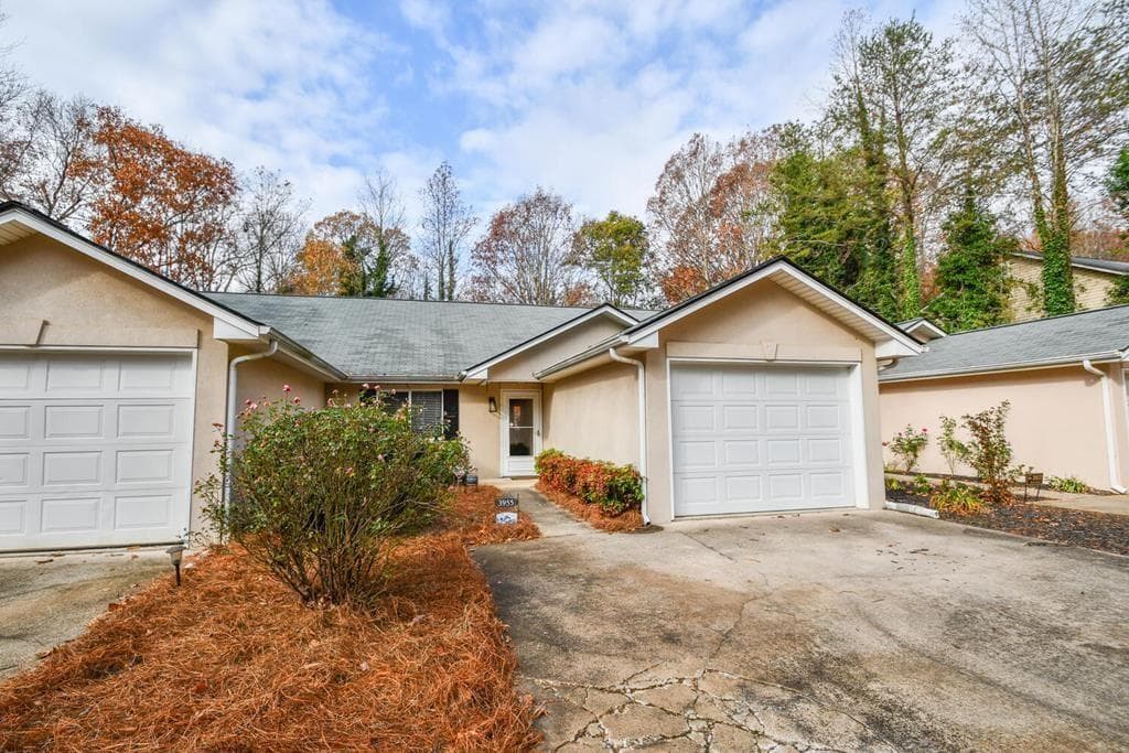 3955 Hidden Hollow Drive, Gainesville, GA 30506 — most recent listing photo