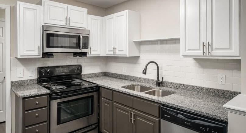 1 bedroom, 1 bathroom, 854 sq ft apartment for rent at 7100 Roswell Road 40007, Atlanta, GA 30328 for $1,380 a month