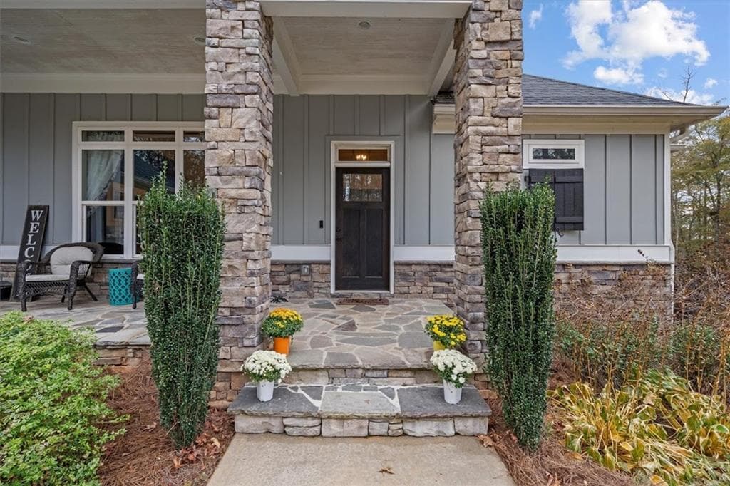4 bedroom, 4 bathroom, 5,945 sq ft single family residence under contract at 5330 N Helton Road, Winston, GA 30187 — photo 7