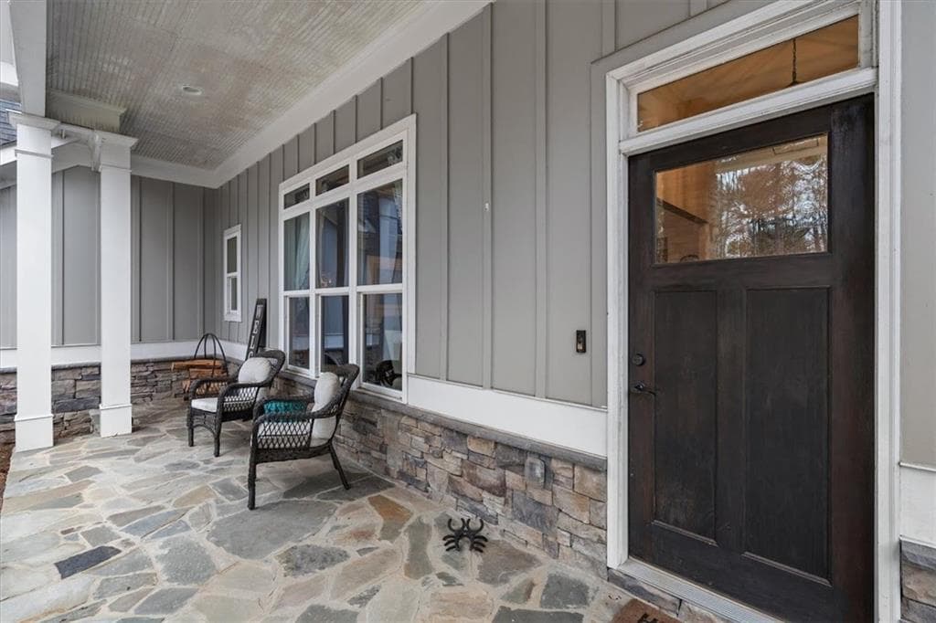 4 bedroom, 4 bathroom, 5,945 sq ft single family residence under contract at 5330 N Helton Road, Winston, GA 30187 — photo 8