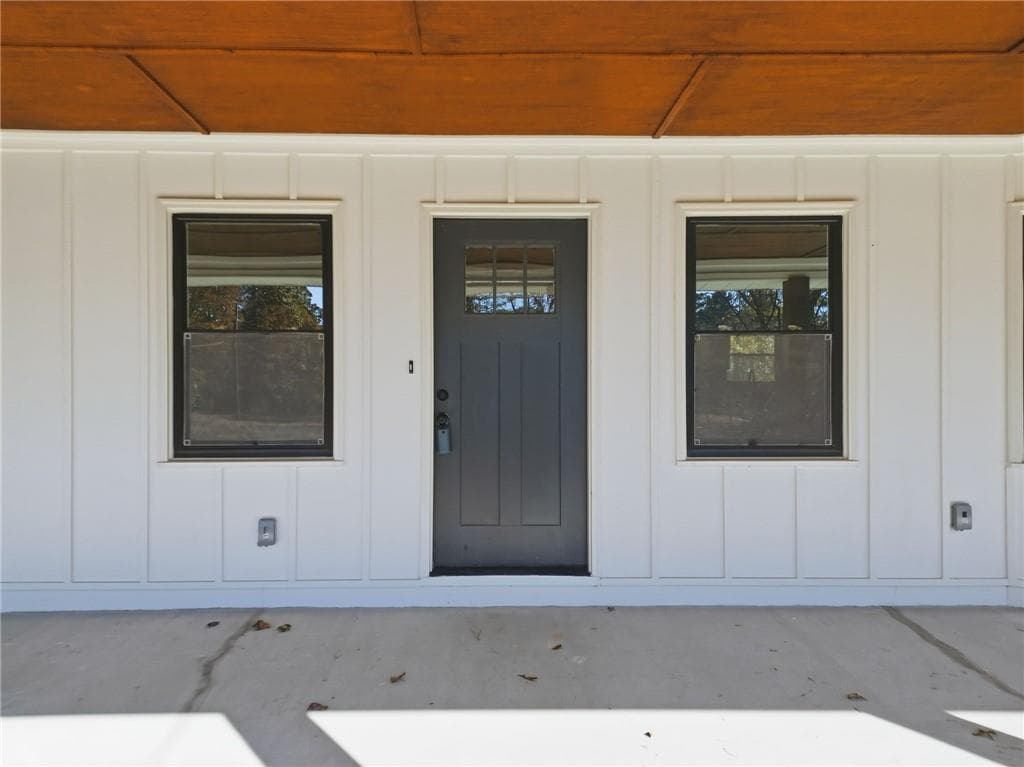 3 bedroom, 2 bathroom, 1,829 sq ft single family residence for sale at 2185 Ridge Road, Douglasville, GA 30134 — photo 4