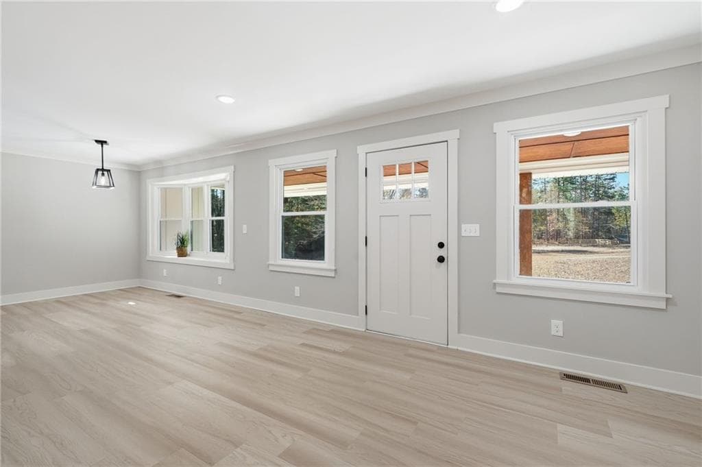 3 bedroom, 2 bathroom, 1,829 sq ft single family residence for sale at 2185 Ridge Road, Douglasville, GA 30134 — photo 7