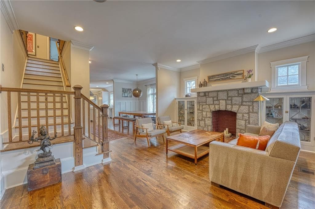 5 bedroom, 4 bathroom, 3,348 sq ft single family residence for rent at 997 Blue Ridge Avenue, Atlanta, GA 30306 for $10,500 a month — photo 4