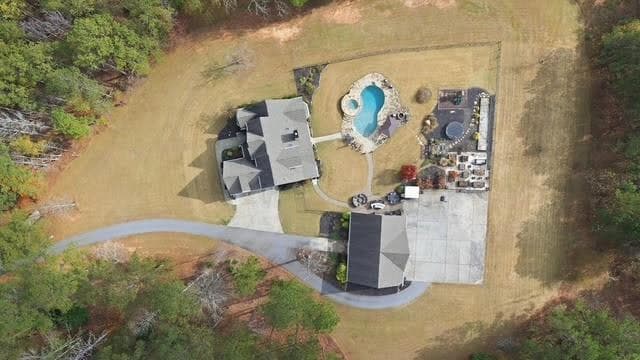 10 bedroom, 9 bathroom, 10,645 sq ft single family residence under contract at 5320B N Helton Road, Winston, GA 30187 — photo 3