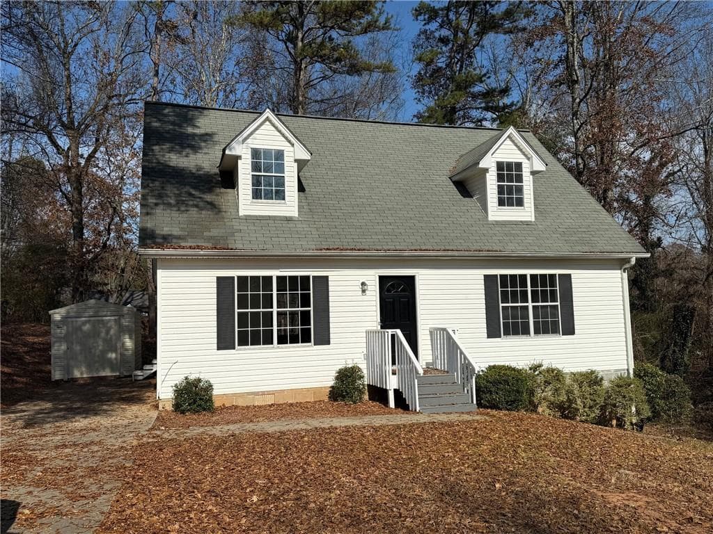 4 bedroom, 2 bathroom, 1,606 sq ft single family residence for rent at 4825 Red Oak Drive, Gainesville, GA 30506 for $1,895 a month
