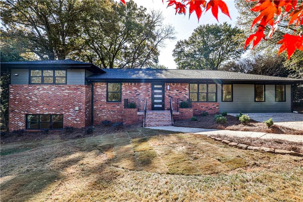 3029 CHARLBURY Place, Avondale Estates, GA 30002 — most recent listing photo