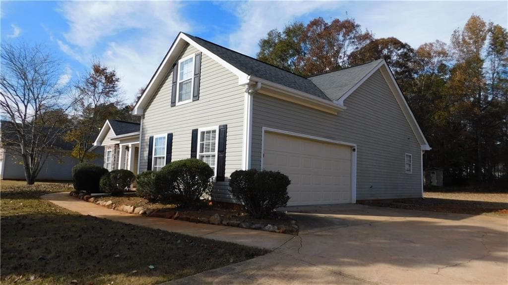 425 Berkshire Drive, Covington, GA 30016 — most recent listing photo