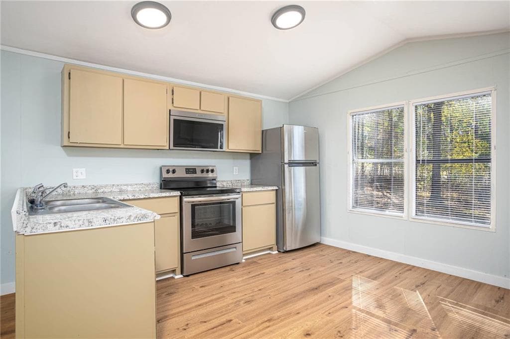2 bedroom, 1 bathroom, 980 sq ft single family residence for sale at 139 Anglin Road, Jefferson, GA 30549 — photo 8