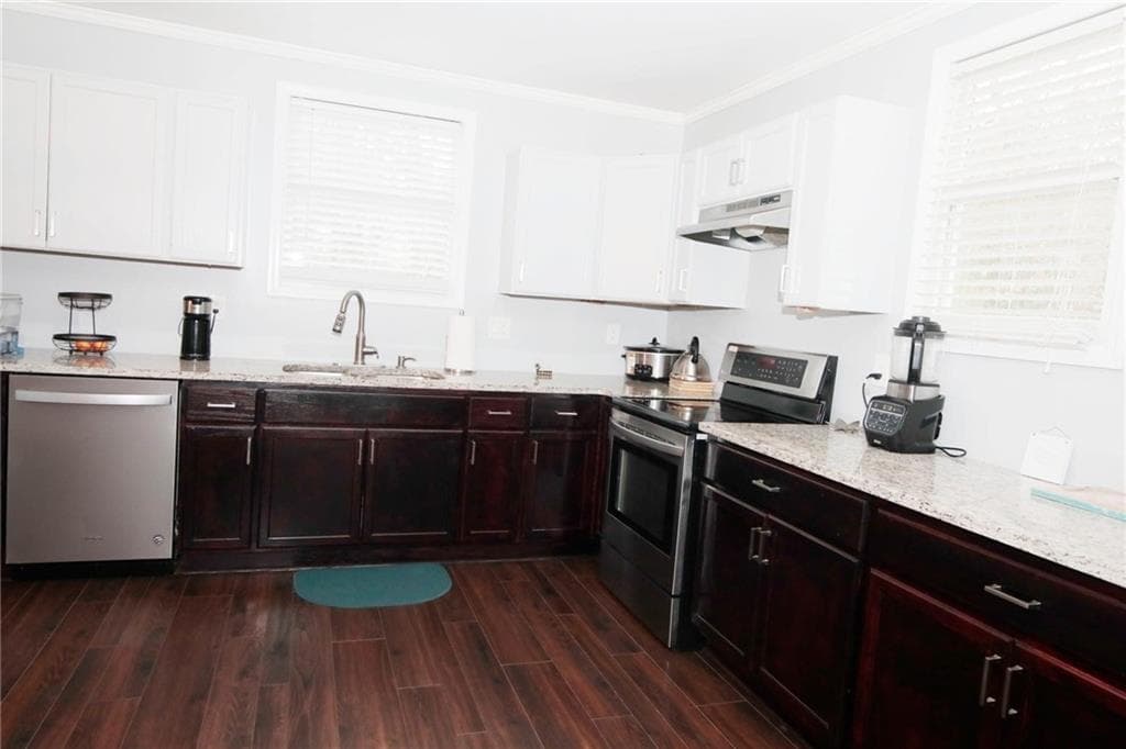 3 bedroom, 2 bathroom single family residence for rent at 531 Allendale Drive, Decatur, GA 30032 for $2,100 a month — photo 7