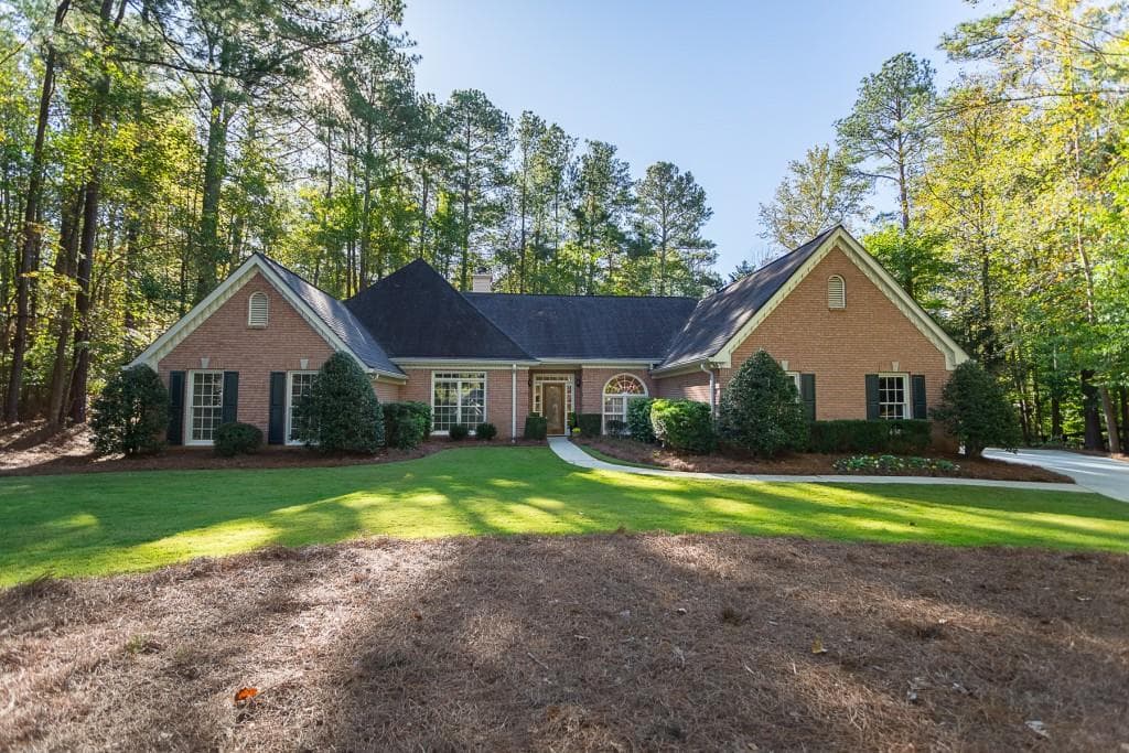 3 bedroom, 2,973 sq ft single family residence sold at 14480 Wyndham Farms Drive, Milton, GA 30004