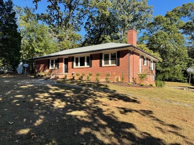 3 bedroom, 3 bathroom, 1,634 sq ft single family residence sold at 835 Lynn Circle, Atlanta, GA 30311