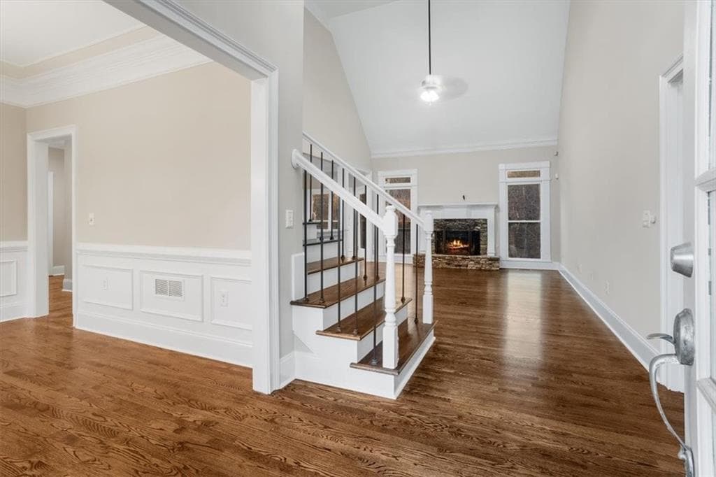 6 bedroom, 4 bathroom, 5,860 sq ft single family residence for sale at 226 Crescent Moon Way, Canton, GA 30114 — photo 4