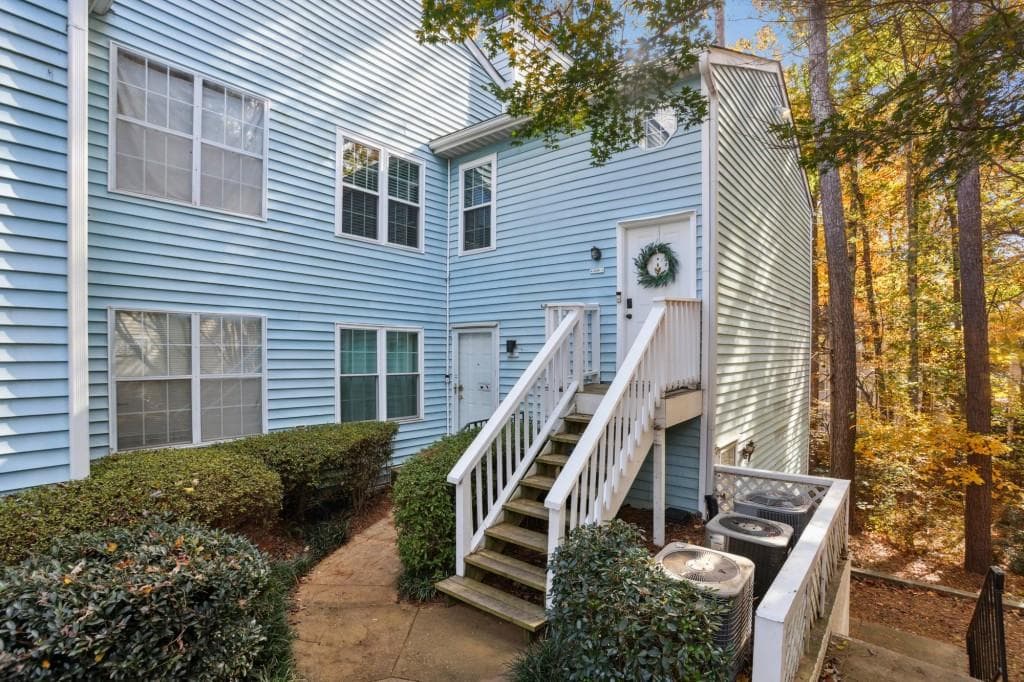 408 Glenleaf Drive, Peachtree Corners, GA 30092 — most recent listing photo