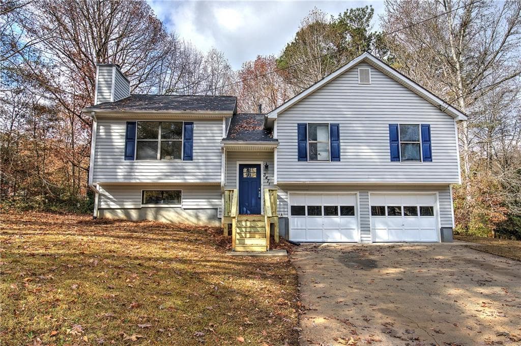 4 bedroom, 2 bathroom, 1,756 sq ft single family residence sold at 3471 Stallion Court, Powder Springs, GA 30127