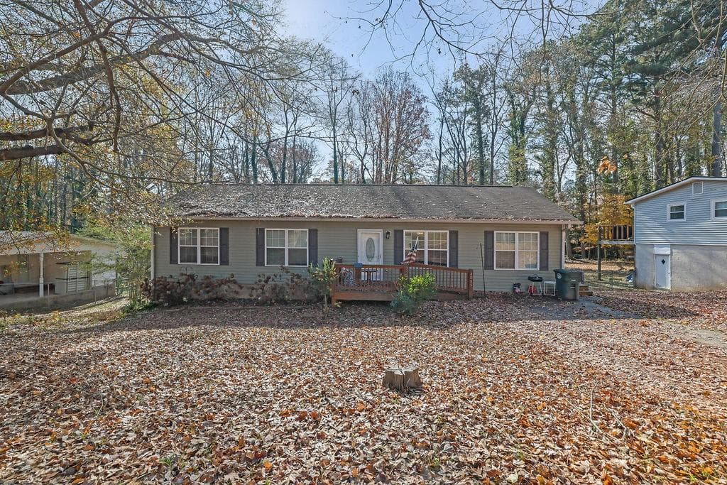 3 bedroom, 2 bathroom, 1,284 sq ft single family residence sold at 4005 Knightsbridge Road, Kennesaw, GA 30144
