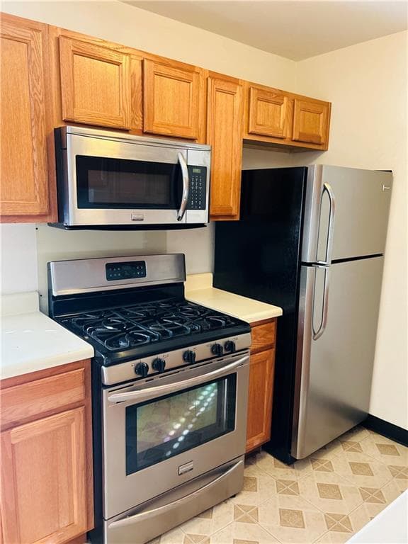 405 Fairburn Road 143