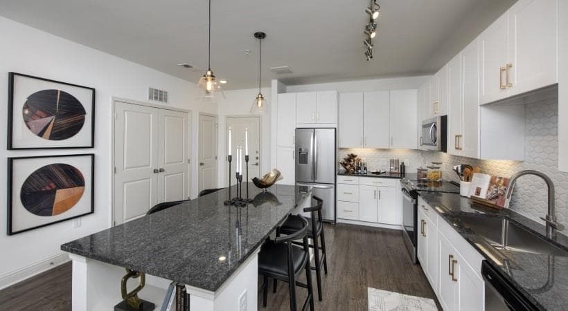 2 bedroom, 2 bathroom apartment for rent at 2180 Shadowood Parkway 341, Atlanta, GA 30067 for $2,368 a month — photo 4