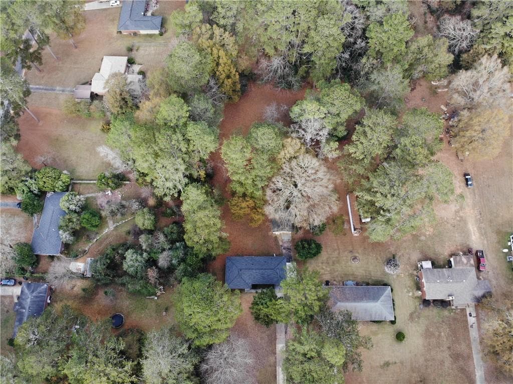 3 bedroom, 2 bathroom, 1,491 sq ft single family residence under contract at 318 W Bonnell Street, Oxford, GA 30054 — photo 3