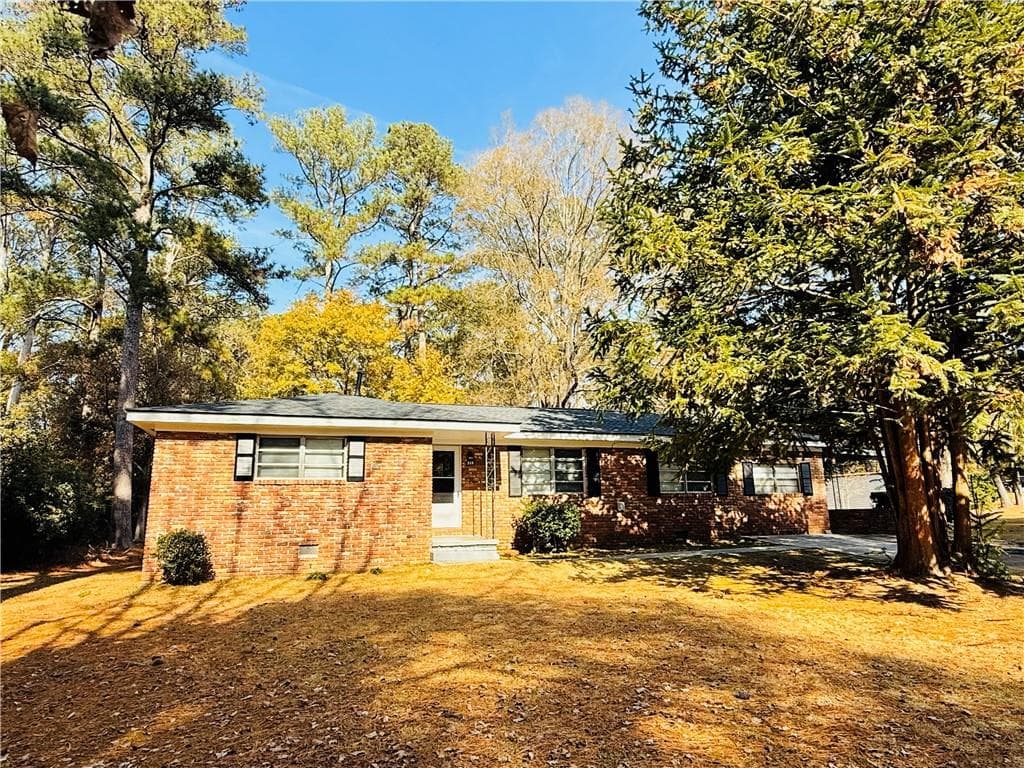 3 bedroom, 2 bathroom, 1,491 sq ft single family residence under contract at 318 W Bonnell Street, Oxford, GA 30054