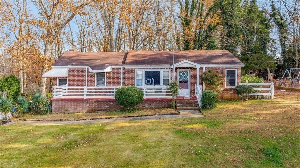 2626 White Sulphur Road, Gainesville, GA 30501 — most recent listing photo