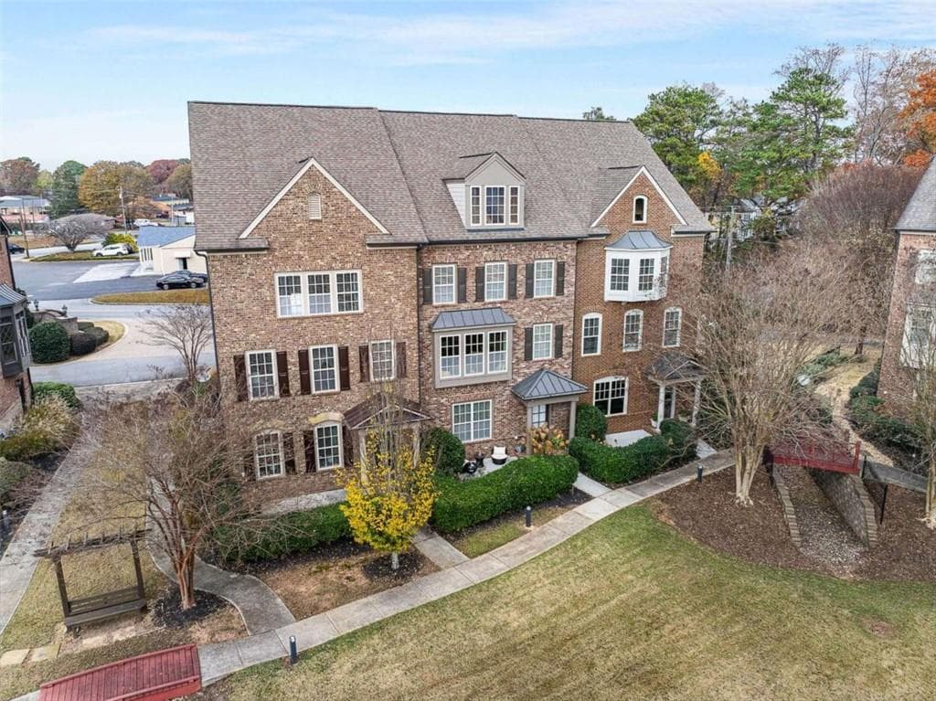 552 Micayne Circle, Smyrna, GA 30082 — most recent listing photo